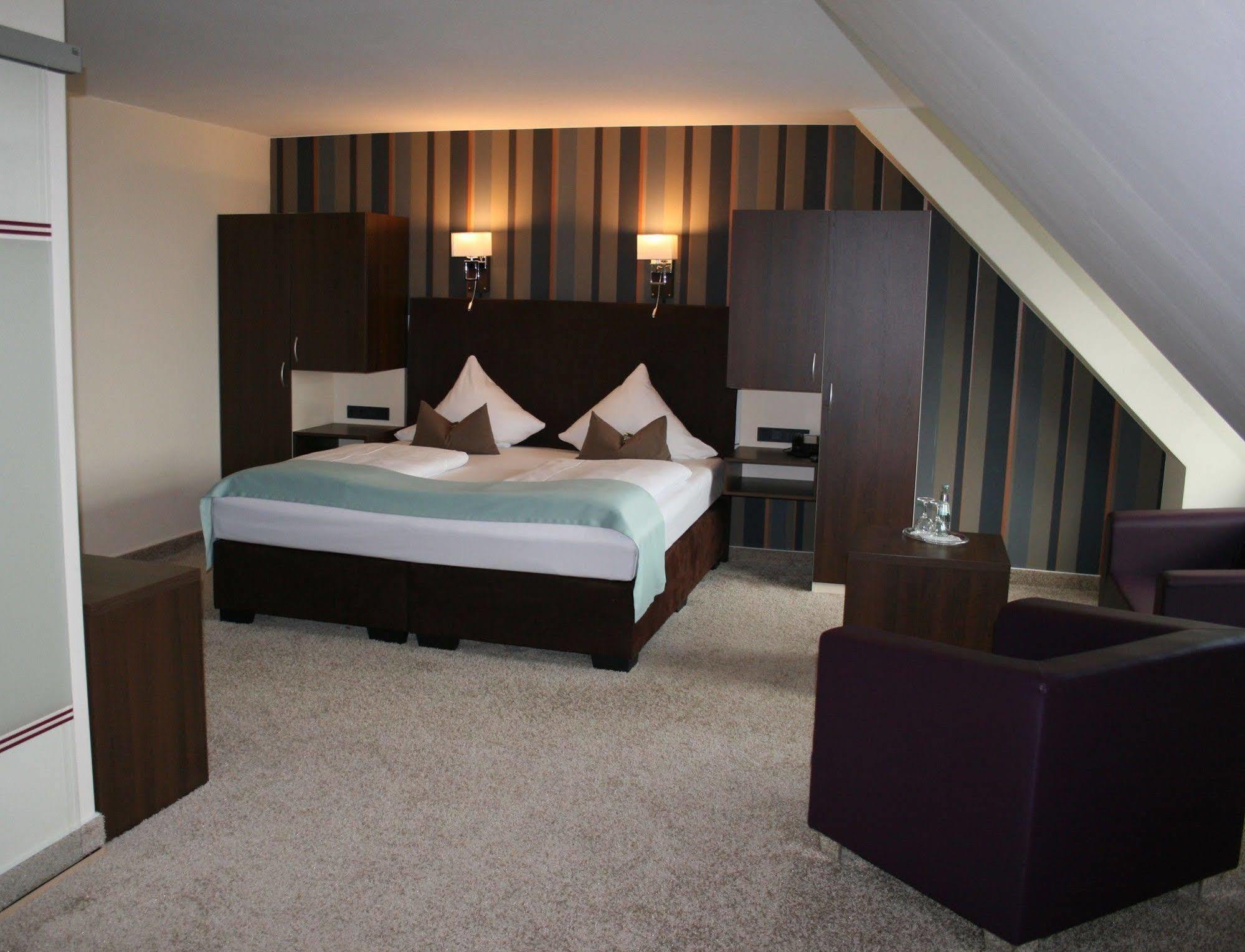 Parkhotel Bad Rehburg Exterior photo